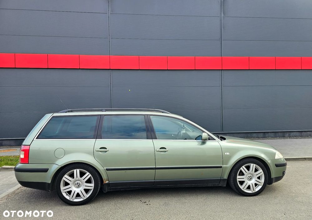 Volkswagen Passat 1.9 TDI Comfortline Family - 8