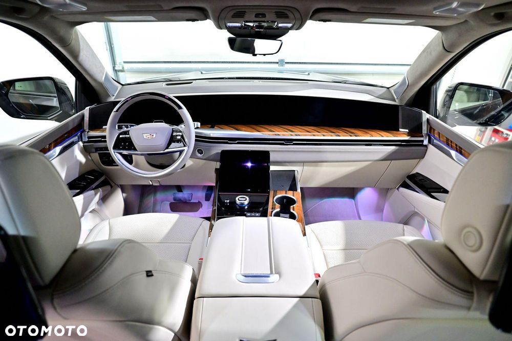 Cadillac Escalade - 12