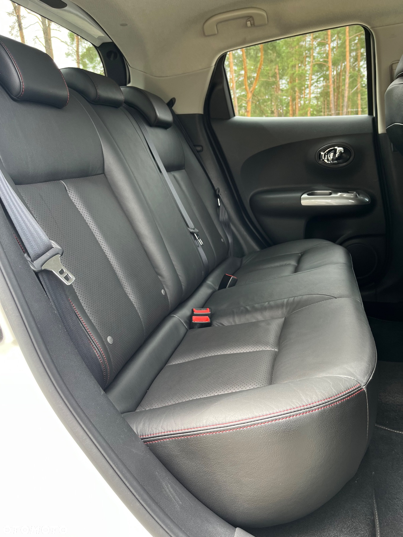 Nissan Juke 1.6 DIG-T ALL-MODE 4x4i CVT Tekna - 14