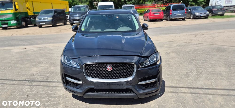 Jaguar F-Pace - 2