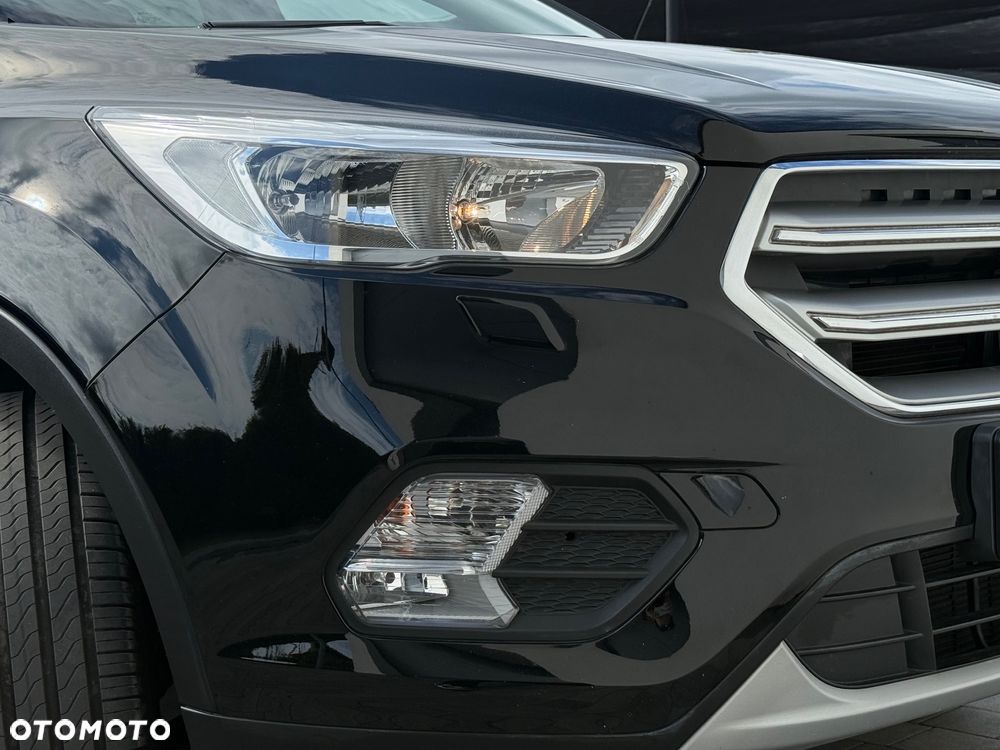 Ford Kuga 1.5 EcoBoost 2x4 Trend - 36