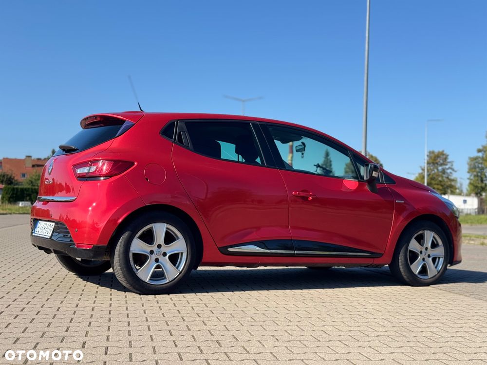 Renault Clio 1.2 16V Limited - 15