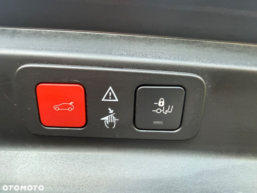 Peugeot 5008 BlueHDi 180 EAT8 GT - 31