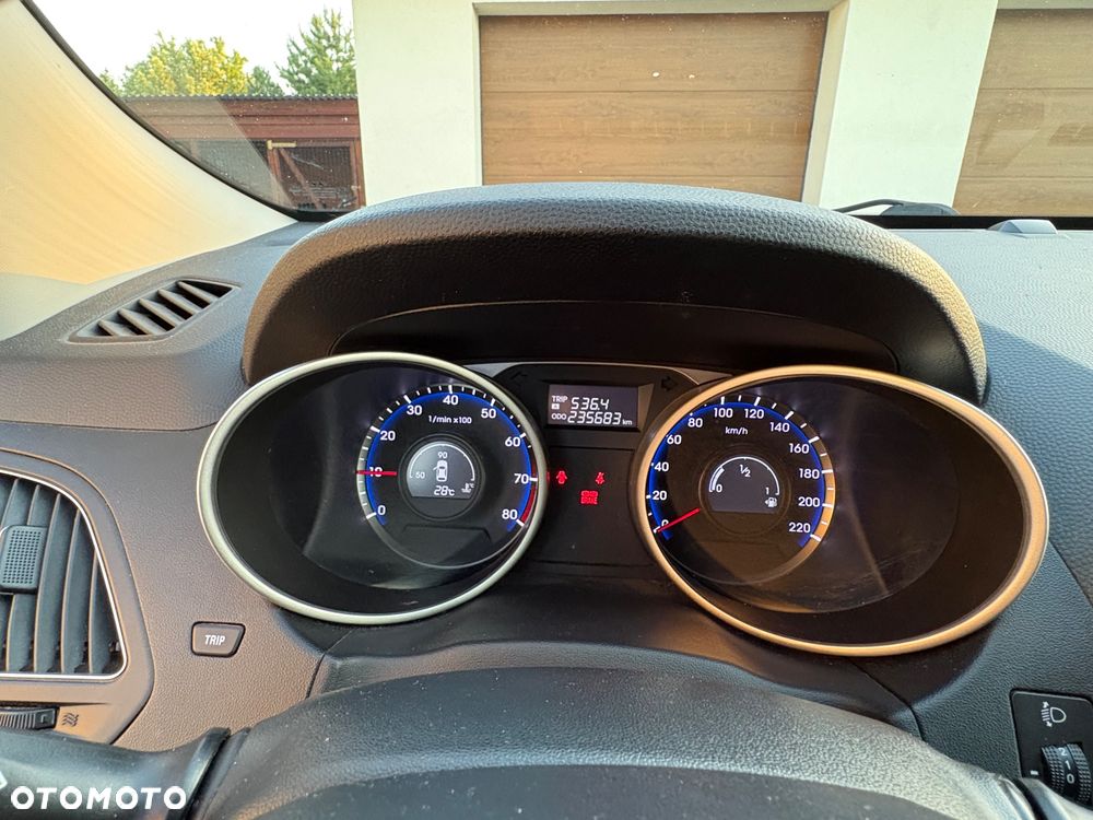 Hyundai ix35 1.6 2WD blue Style - 24