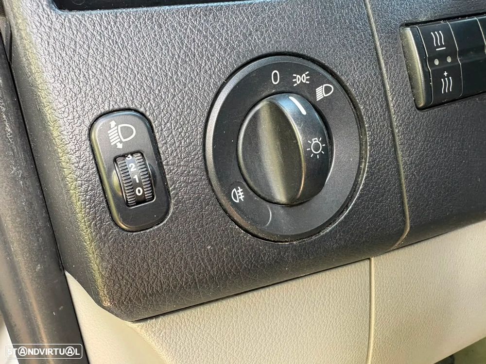 Mercedes-Benz SPRINTER - 10