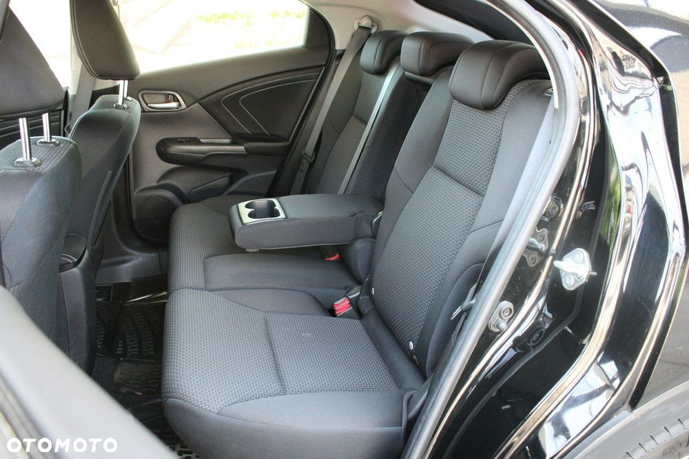 Honda Civic 1.8 Sport (Honda Connect+) - 13