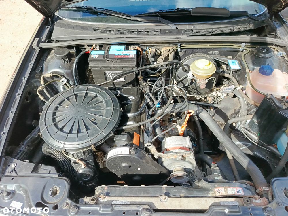 Audi 80 1.8 CC - 34