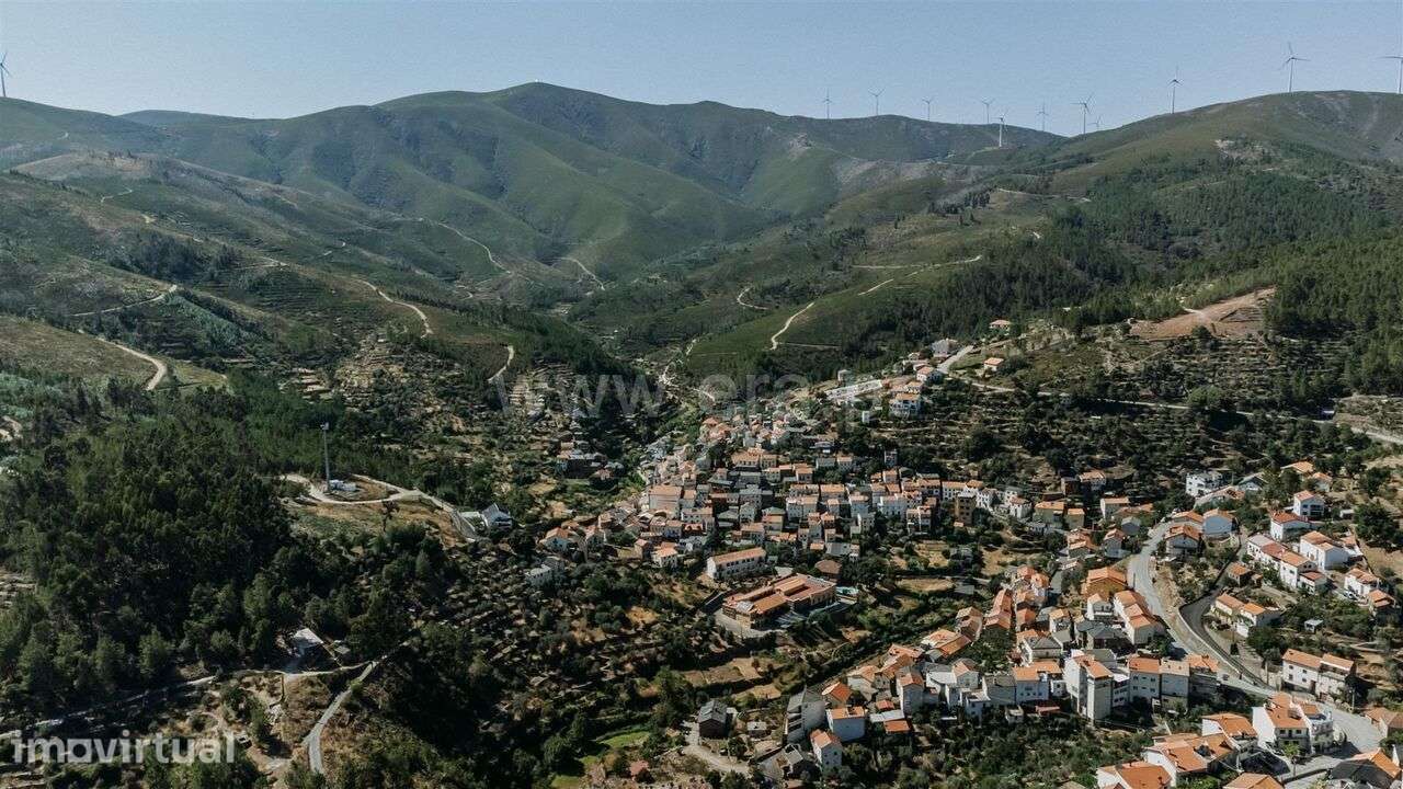 Terreno com ruina / Covilhã, Sobral de São Miguel - Grande imagem: 3/6