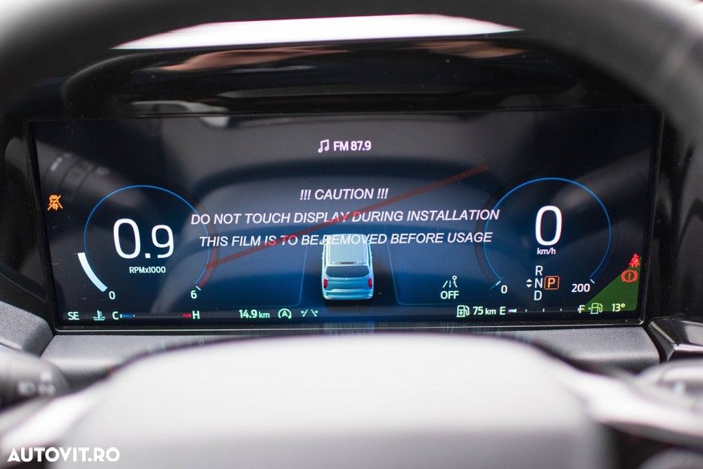 Ford Tourneo Custom - 19