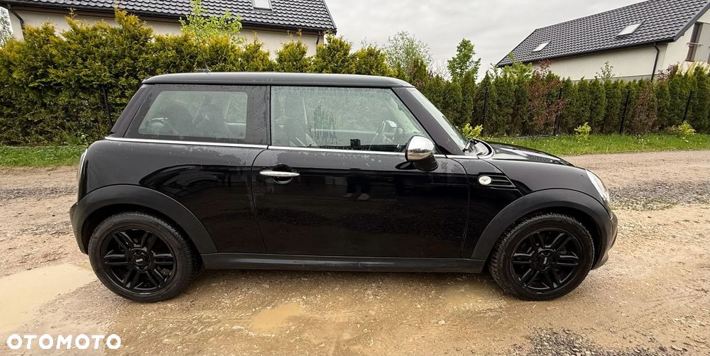 MINI ONE - 3