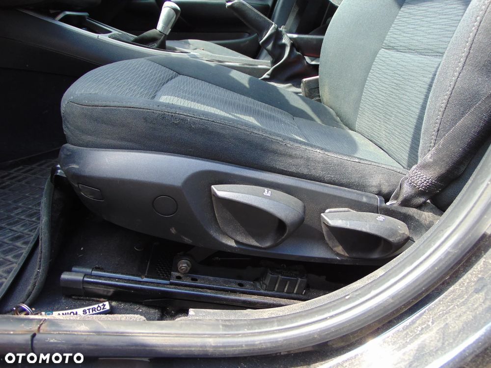 fotel lewy kierowcy europa 5d hb bmw e87 - 2