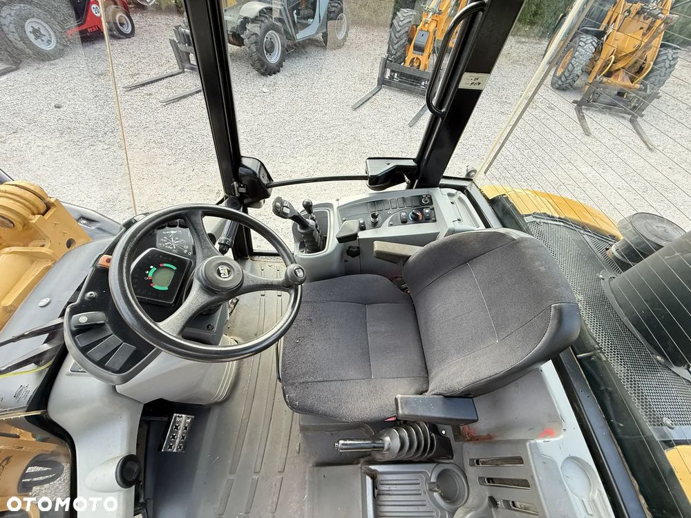 Caterpillar CAT 906 H / ŁADNA / SILNA / ORYGINAŁ  / ZADBANA / SPROWADZONA Z NIEMIEC / MAŁE GABARYTY / BEZ DPF I ADBLUE / 60 70 M 506 509 L30 L35 908 907 320 318 750 850 - 37