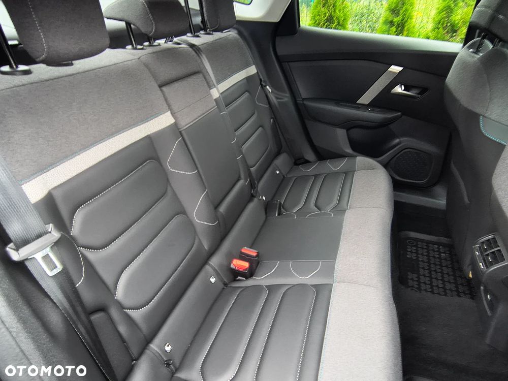 Citroën C4X PureTech 130 Stop&Start EAT8 SHINE - 24
