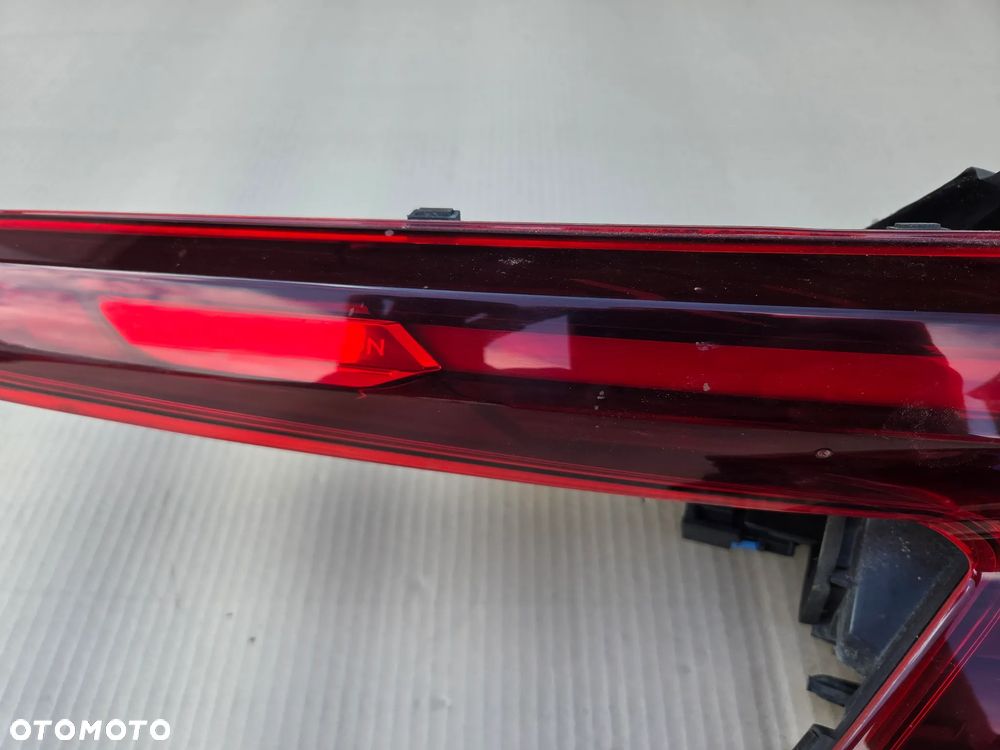Lampa tylna lewa Citroen C5X 9834936480 - 4