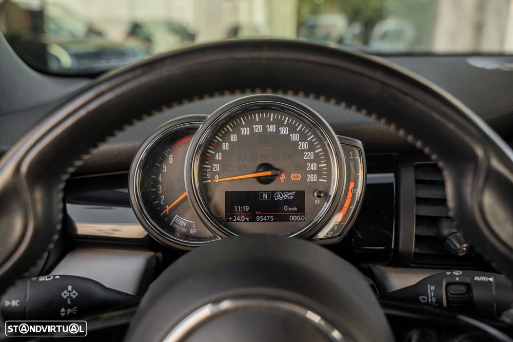 MINI Cabrio Cooper - 23