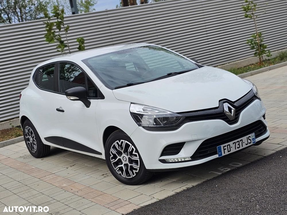 Renault Clio - 28