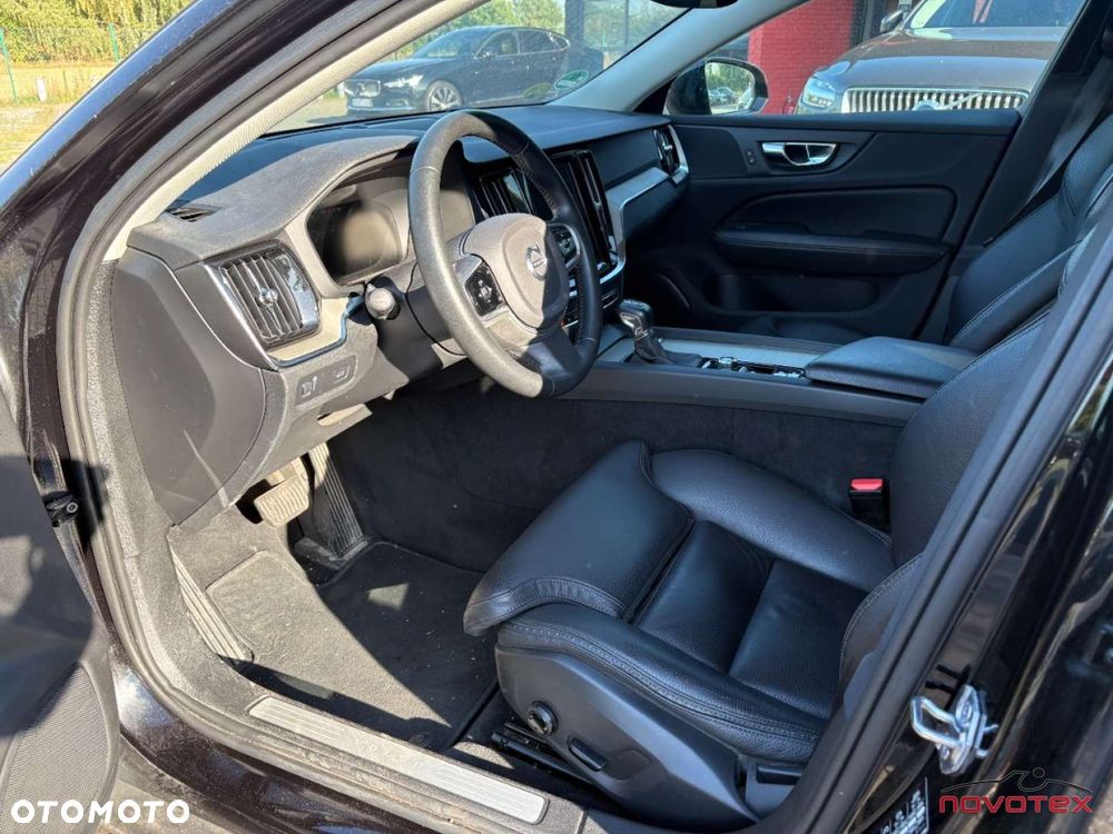 Volvo V60 Cross Country D3 Geartronic Momentum - 10