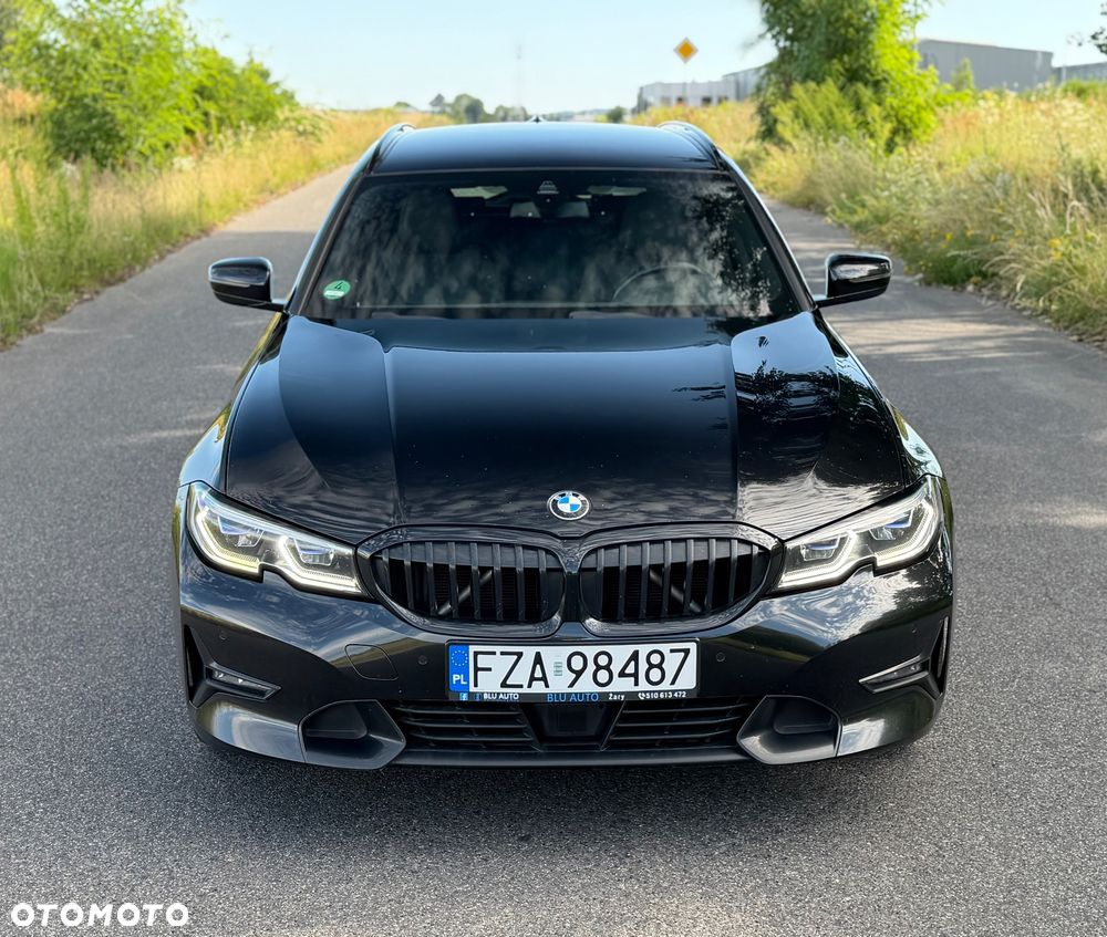 BMW Seria 3 320d Sport Line Shadow