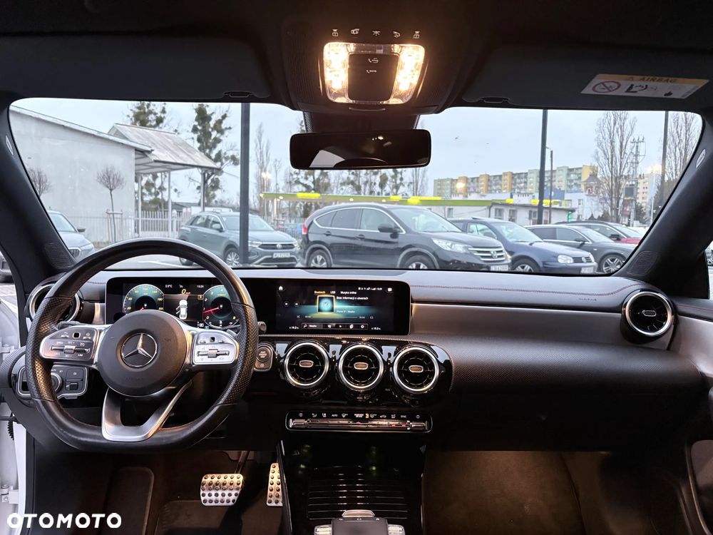 Mercedes-Benz CLA 220 AMG Line 7G-DCT - 17