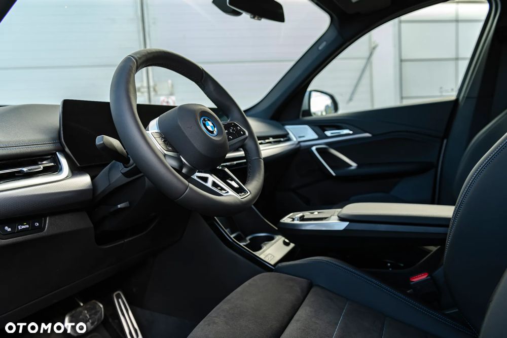 BMW X1 xDrive30e - 13