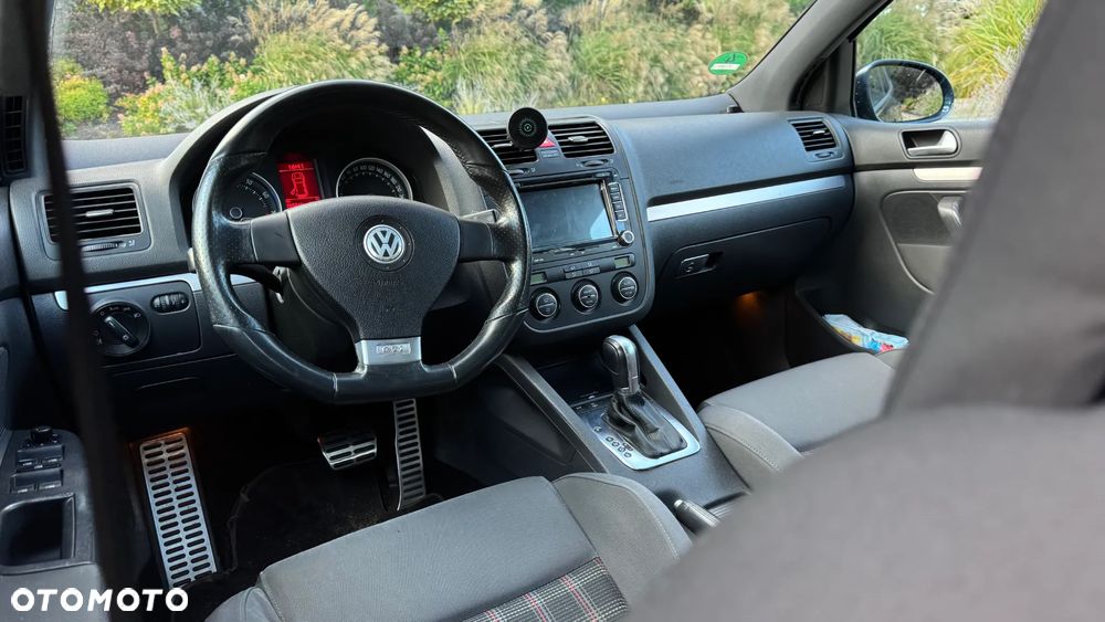 Volkswagen Golf 2.0 GTI DSG - 5