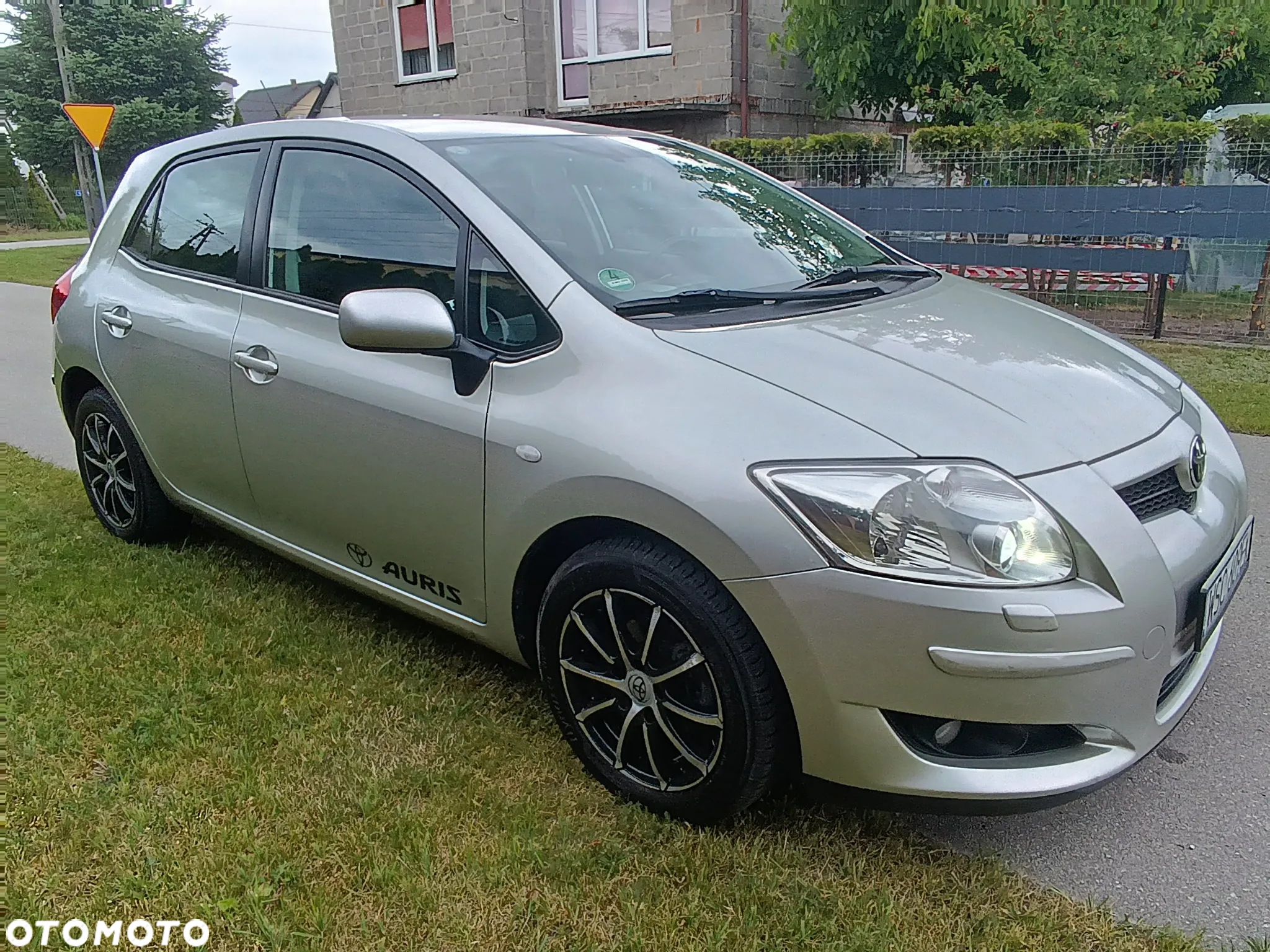 Toyota Auris 1.6 VVT-i Prestige MM - 4
