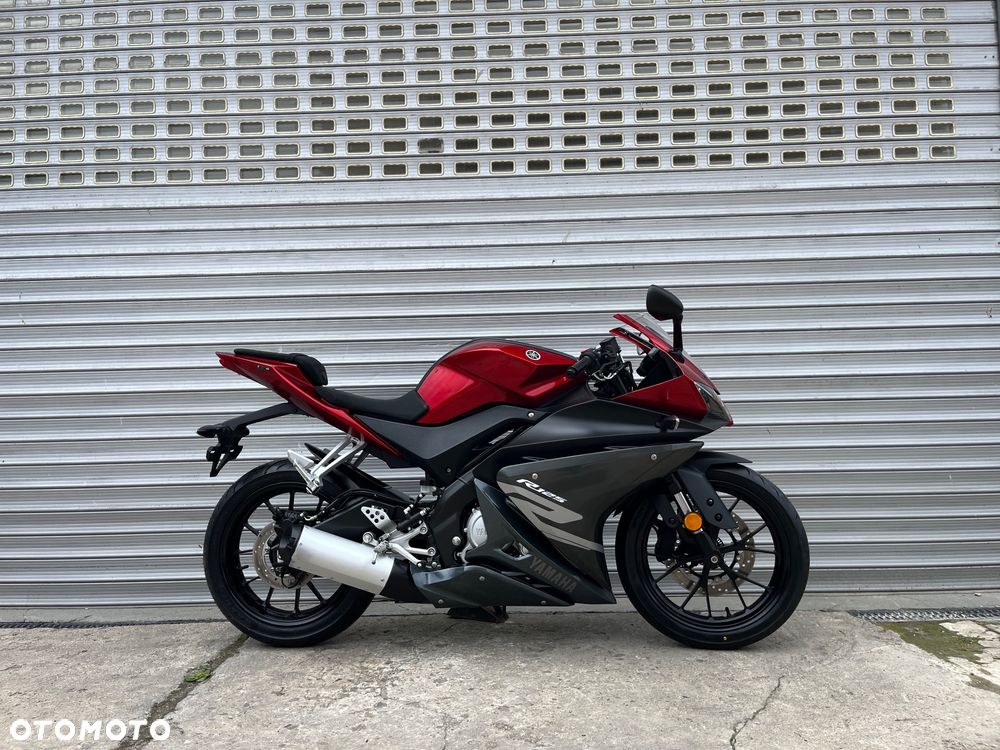 Yamaha YZF - 22