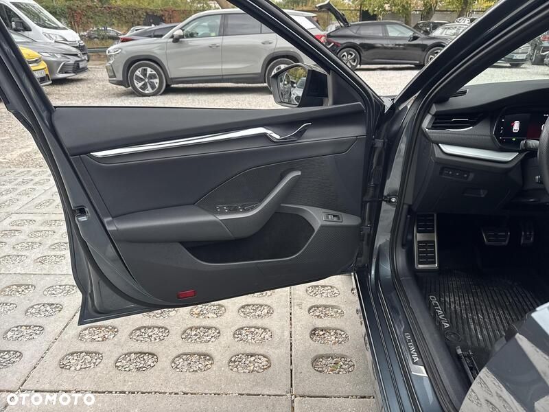Skoda Octavia 2.0 TDI Style DSG - 15