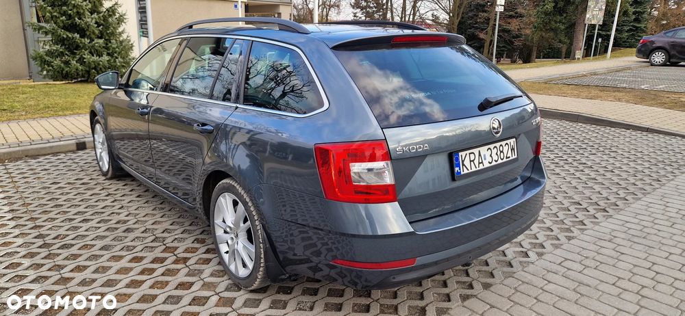 Skoda Octavia 2.0 TDI Style DSG - 6