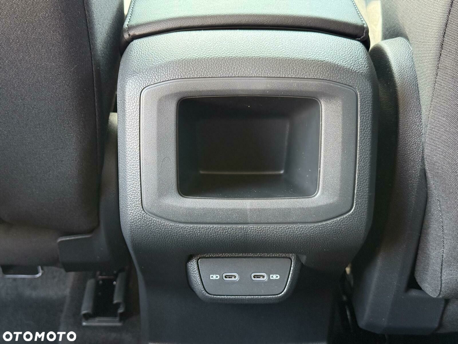Volkswagen T-Cross - 29