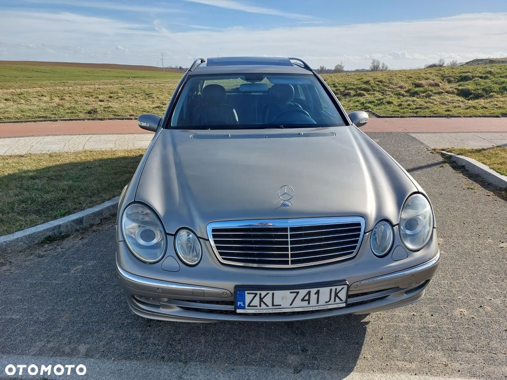 Mercedes-Benz Klasa E 320 CDI T Avantgarde - 4