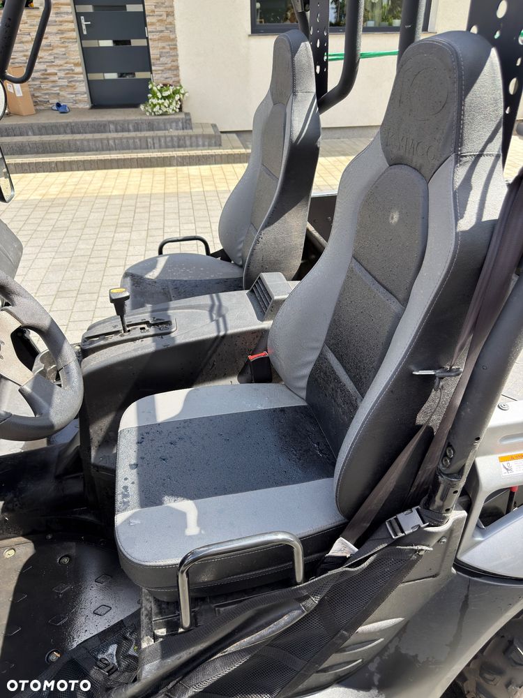 Kymco UXV - 8