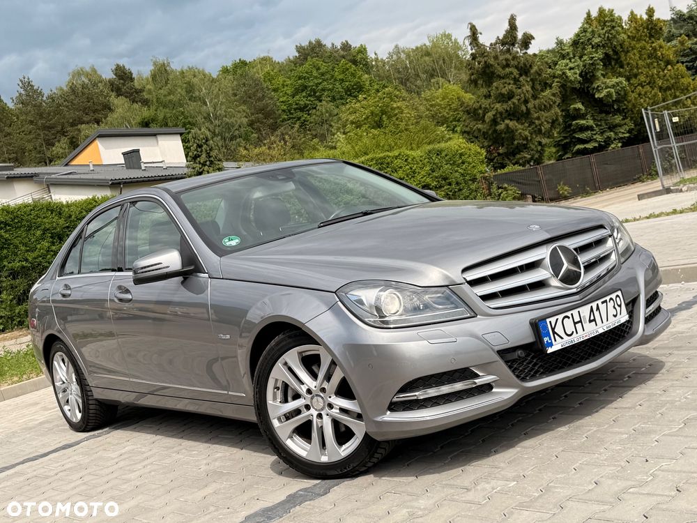 Mercedes-Benz Klasa C 250 (BlueEFFICIENCY) 7G-TRONIC Avantgarde - 11