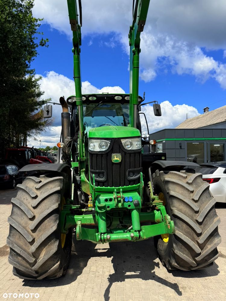 John Deere 6210R - 23