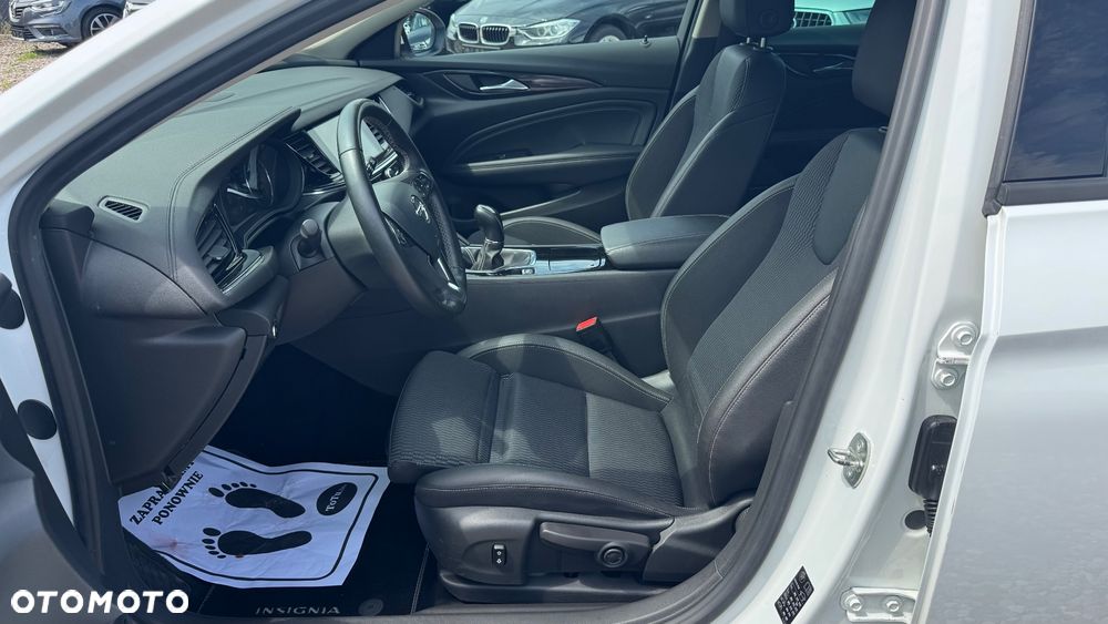 Opel Insignia 1.5 T Enjoy S&S Eco - 27