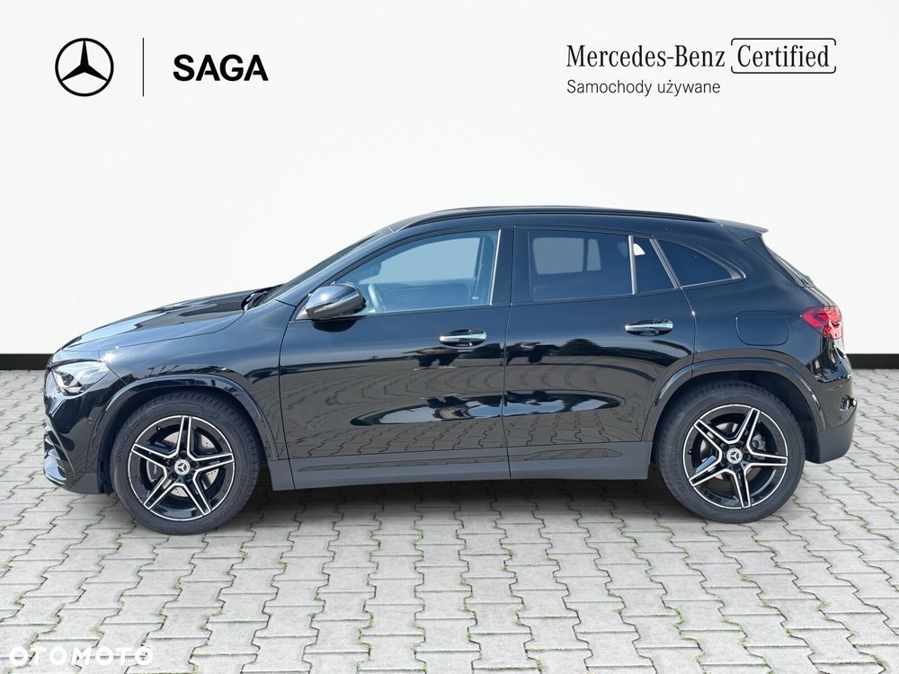 Mercedes-Benz GLA - 9