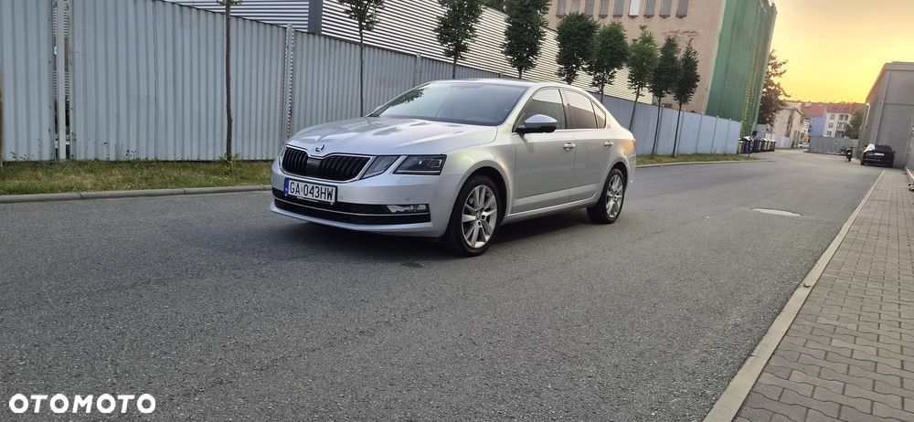 Skoda Octavia 2.0 TDI SCR Style DSG - 2