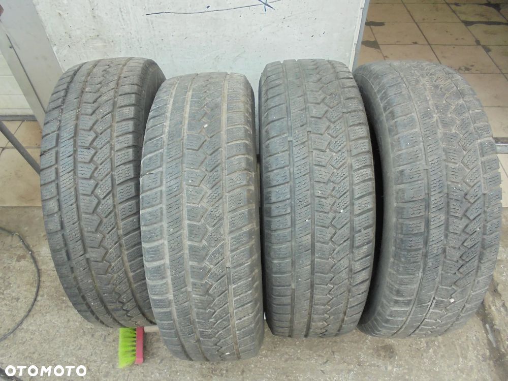 opony 225/65/17 - 2