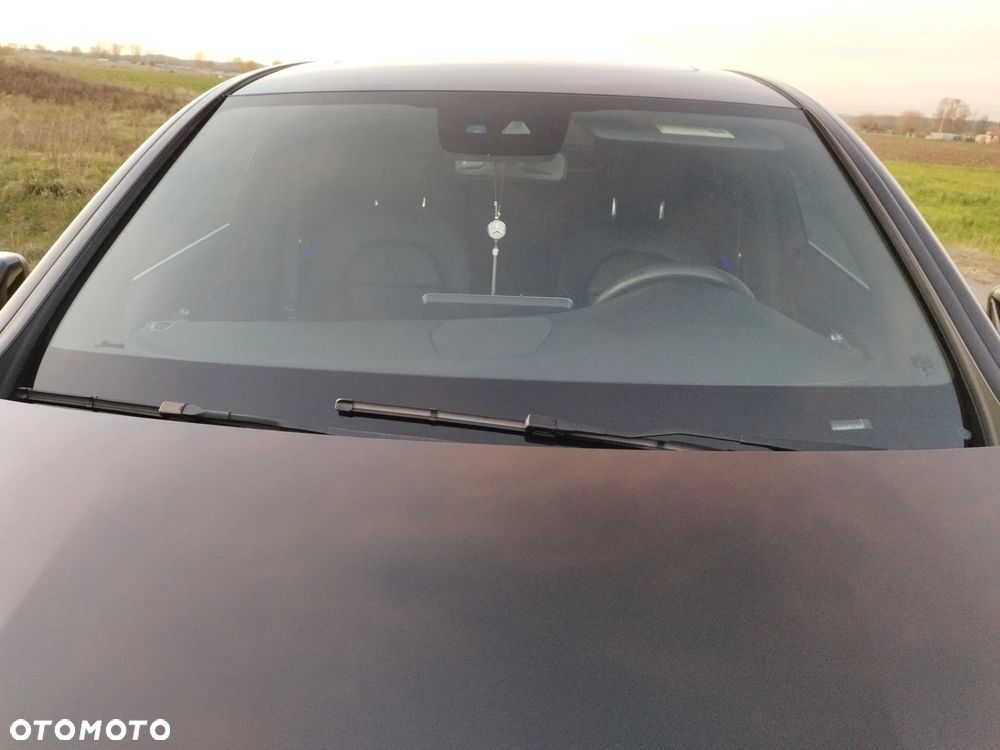 Mercedes-Benz GLC 300 4Matic 9G-TRONIC AMG Line - 31