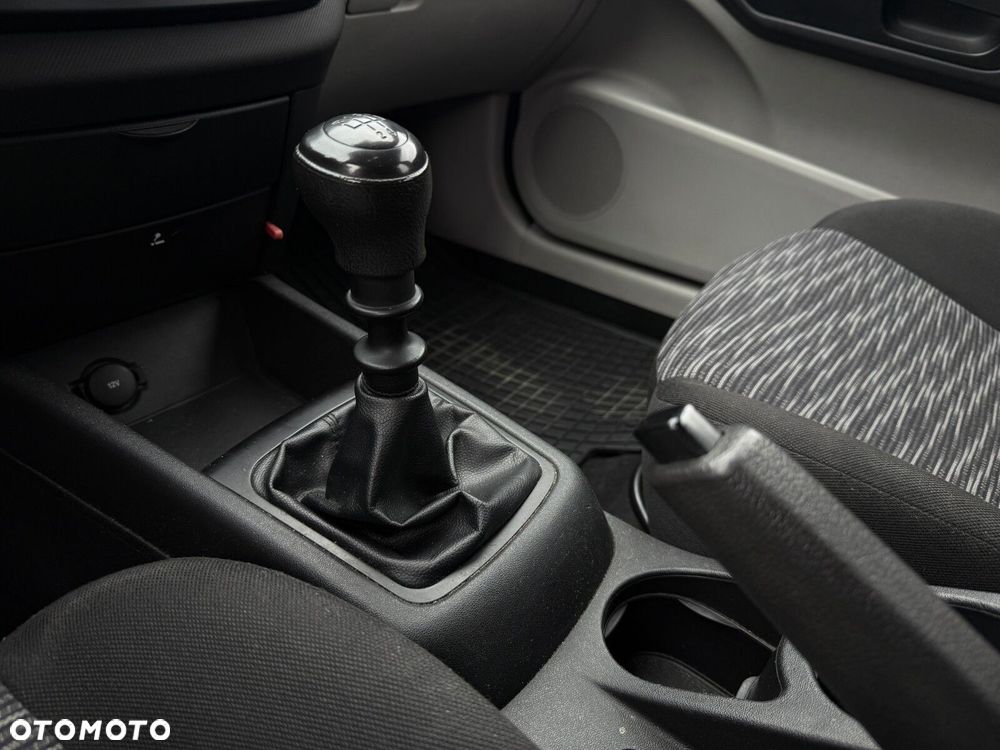 Kia Ceed - 22