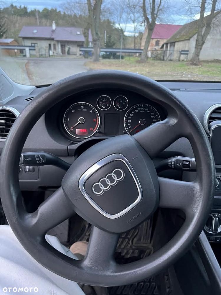 Audi A3 3-drzwiowe 1.9 TDI DPF Ambiente - 7