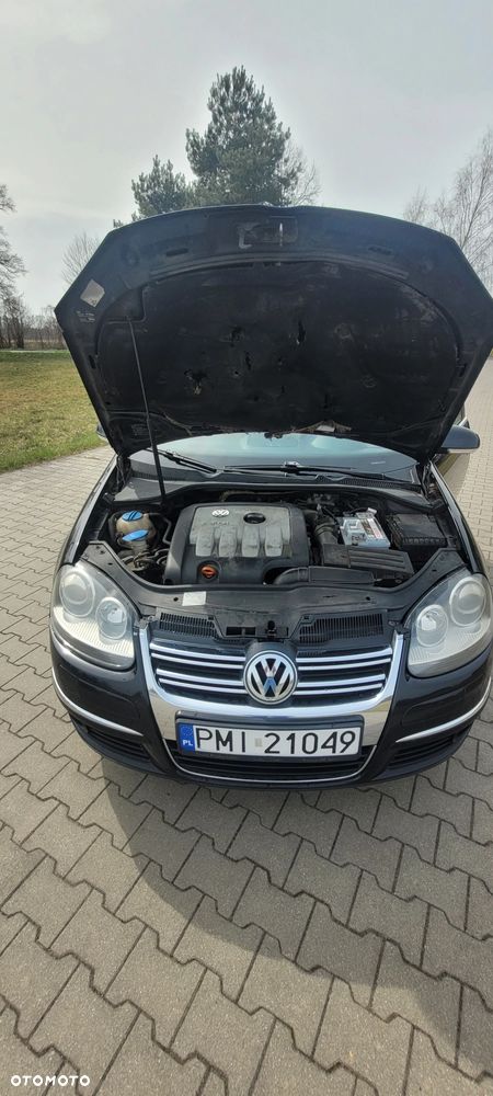 Volkswagen Jetta 2.0 TDI DSG Comfortline - 14