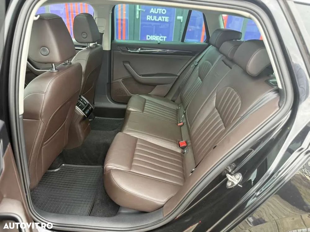 Skoda Superb Combi 2.0 TDI DSG Laurin & Klement - 35