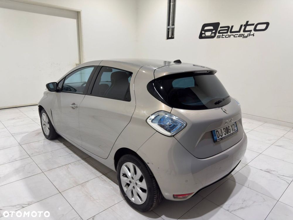 Renault Zoe - 12