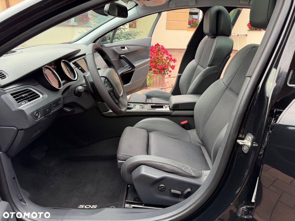 Peugeot 508 BlueHDi FAP 180 Automatik Stop&Start Allure - 34