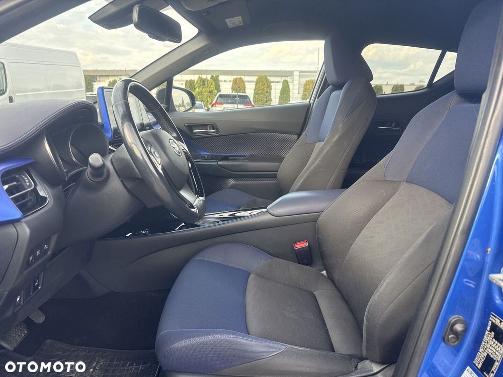 Toyota C-HR 1.8 Hybrid Dynamic - 18