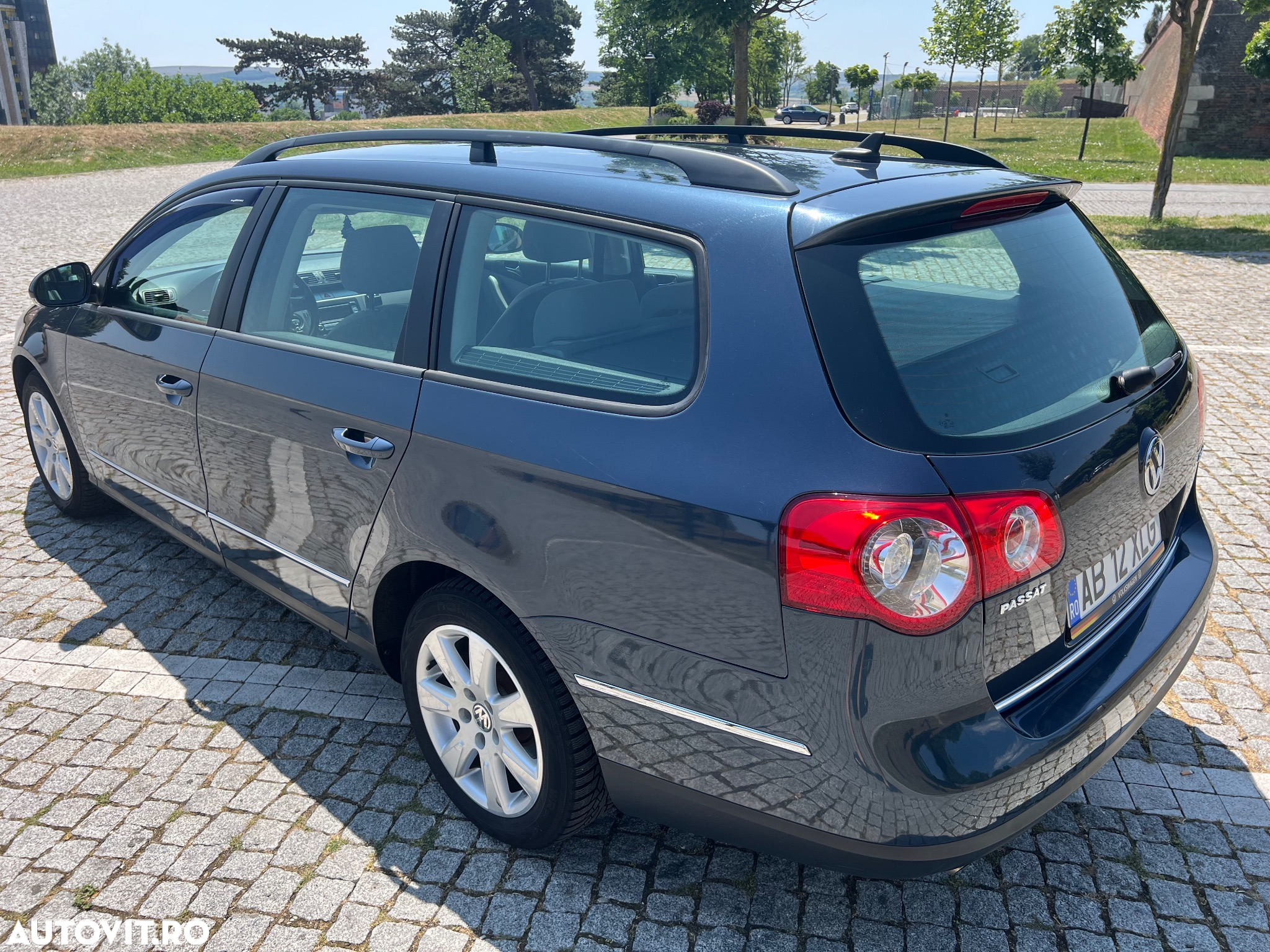 Volkswagen Passat 2.0TDI Comfortline DPF - 5
