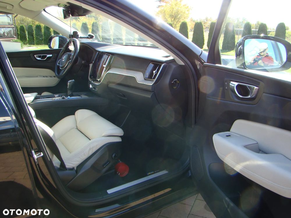 Volvo XC 60 - 5
