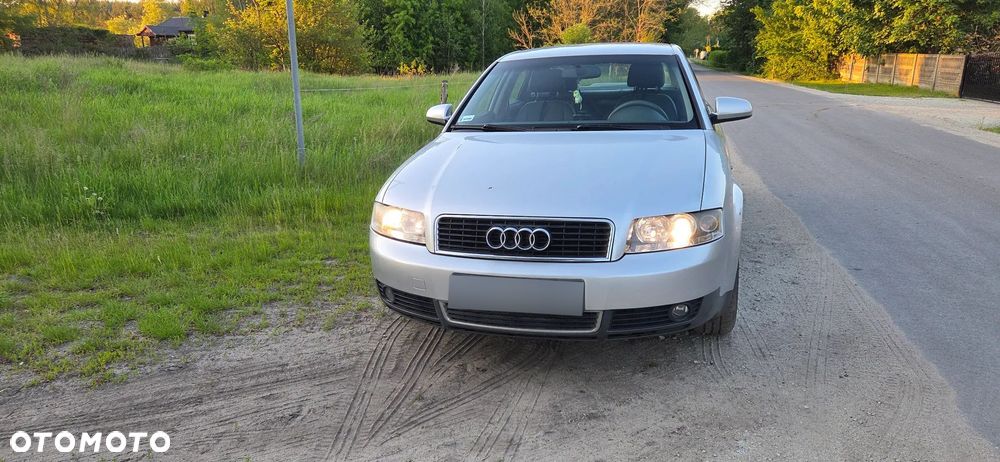 Audi A4 Limousine - 17