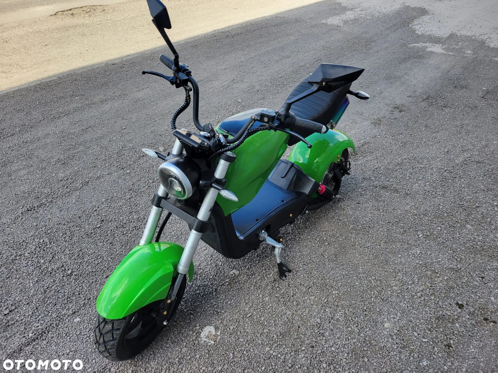 Skuter elektryczny o wyglądzie ścigacza Dostępne Również Hulajnogi  iBike Big Chopper - 3